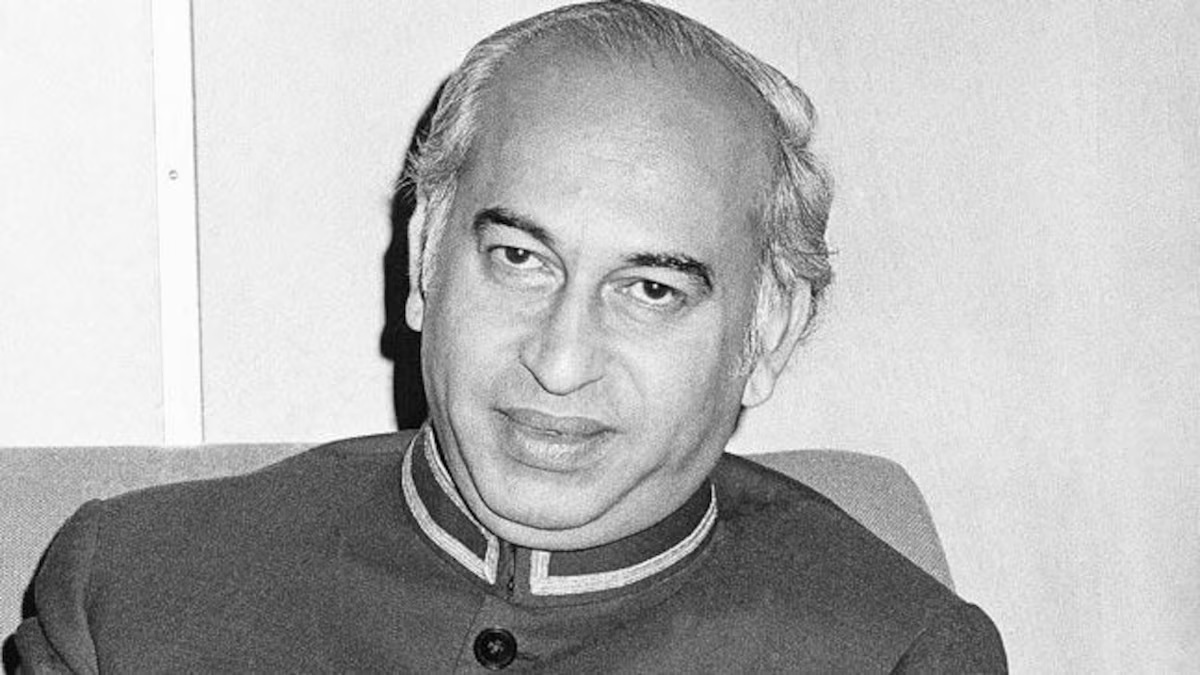 Hang Zulfikar Ali Bhutto Debate in Pakistan 1
