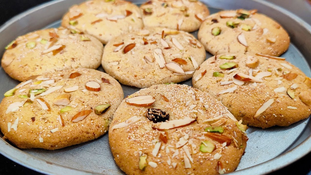 Be it an occasion or a festival in Uttarakhand, follow these tips to make delicious rot recipes that are sure to be made at home.