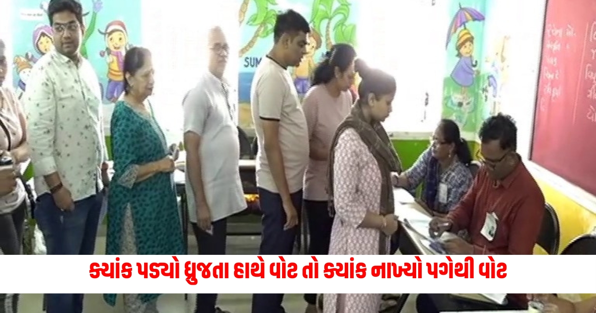 today at various booths of gujarat jamya voting booths4