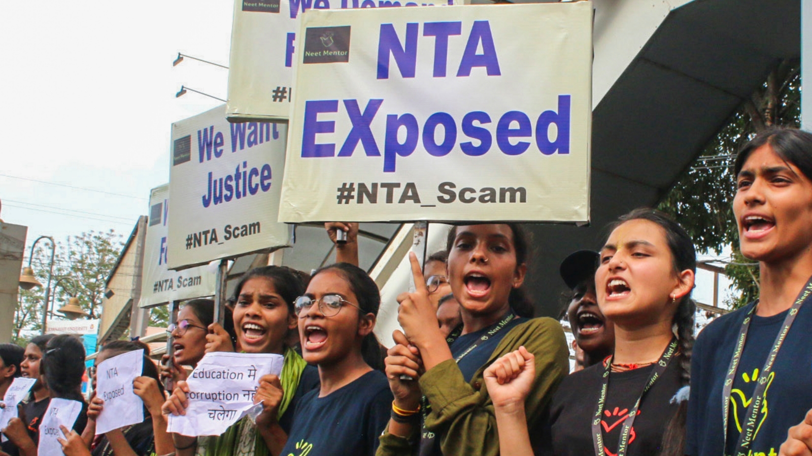 NEET Paper Leak 2024: NET પરીક્ષાની આગામી તારીખ શું હશે, પરીક્ષા કેમ રદ કરવામાં આવી? શિક્ષણ મંત્રાલયે દરેક સવાલોના જવાબ આપ્યા 3 ugc net 2024 cbi inquiry neet paper leak case ministry of education in action2