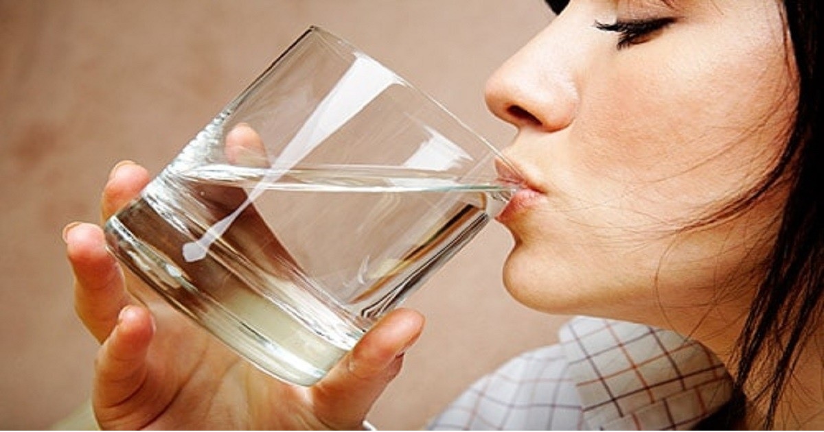 benefits of drinking warm water every morning roz subh garam pani pivana na fayda1