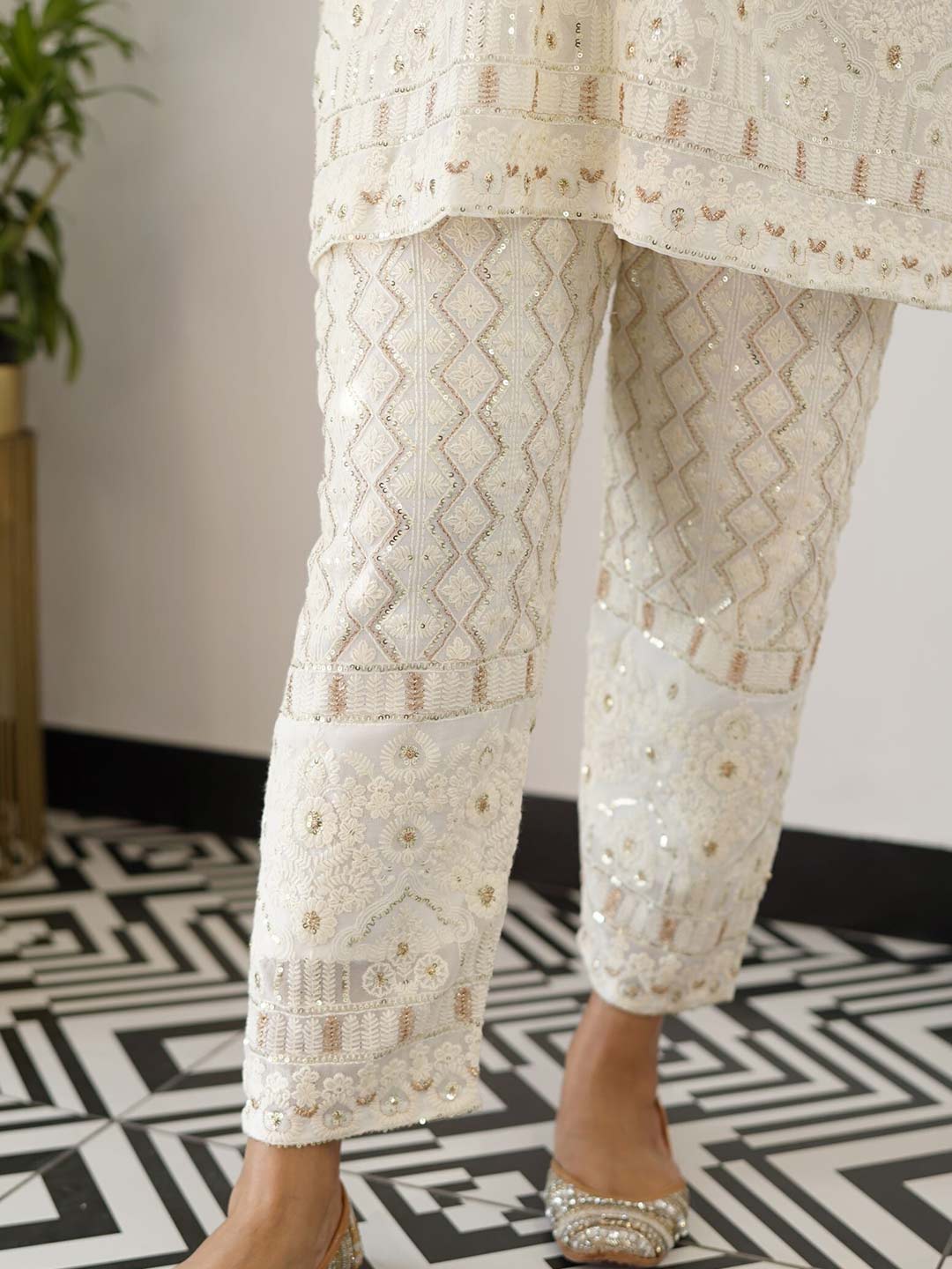 pajama and salwar chikankari embroidery mohri designs213