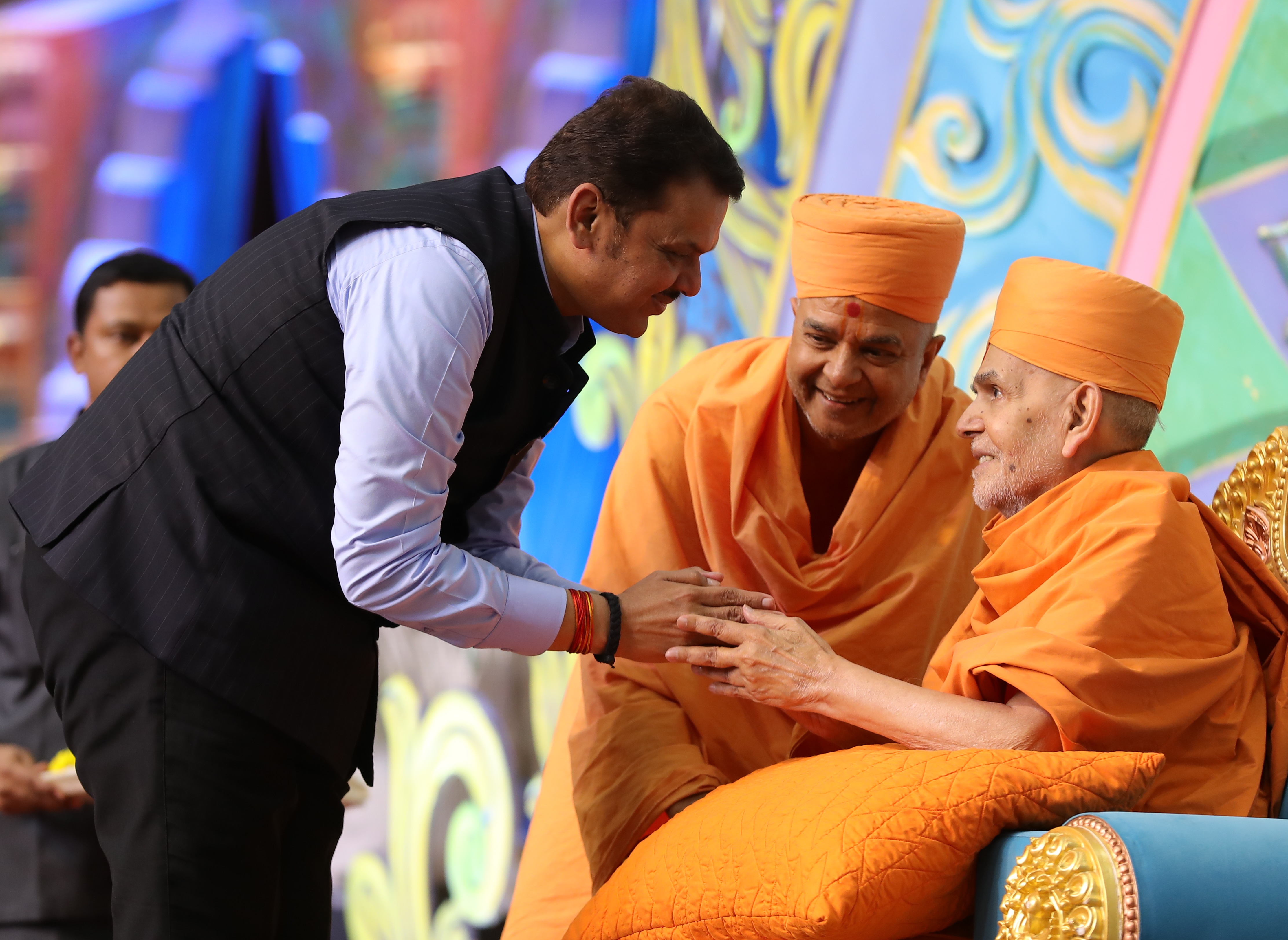 grand celebration of param pujya mahant swami maharaj 91st birth anniversary in mumbai