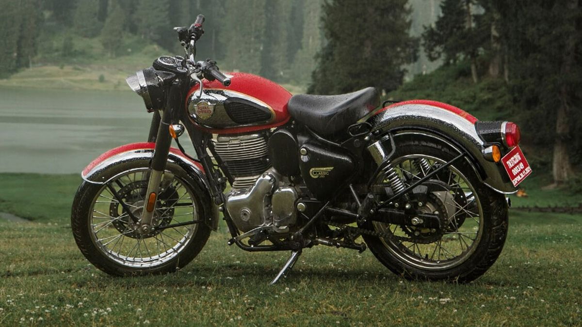 news royal enfield classic 650 spotted during testing before launch