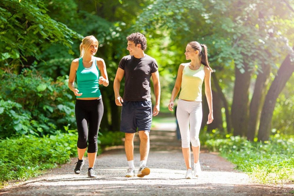 how much walk should be done in a day walk 45 minutes a day for a healthy body what is the correct way to walk23424