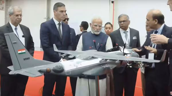 pm narendra modi and spanish pm pedro sanchez inaugurate tata airbus plant in vadodara for manufacturing c 295 aircraft354