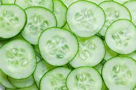 cucumbers coloured in toxic chemicals can cause cancer selling openly in vegetable market 3w24