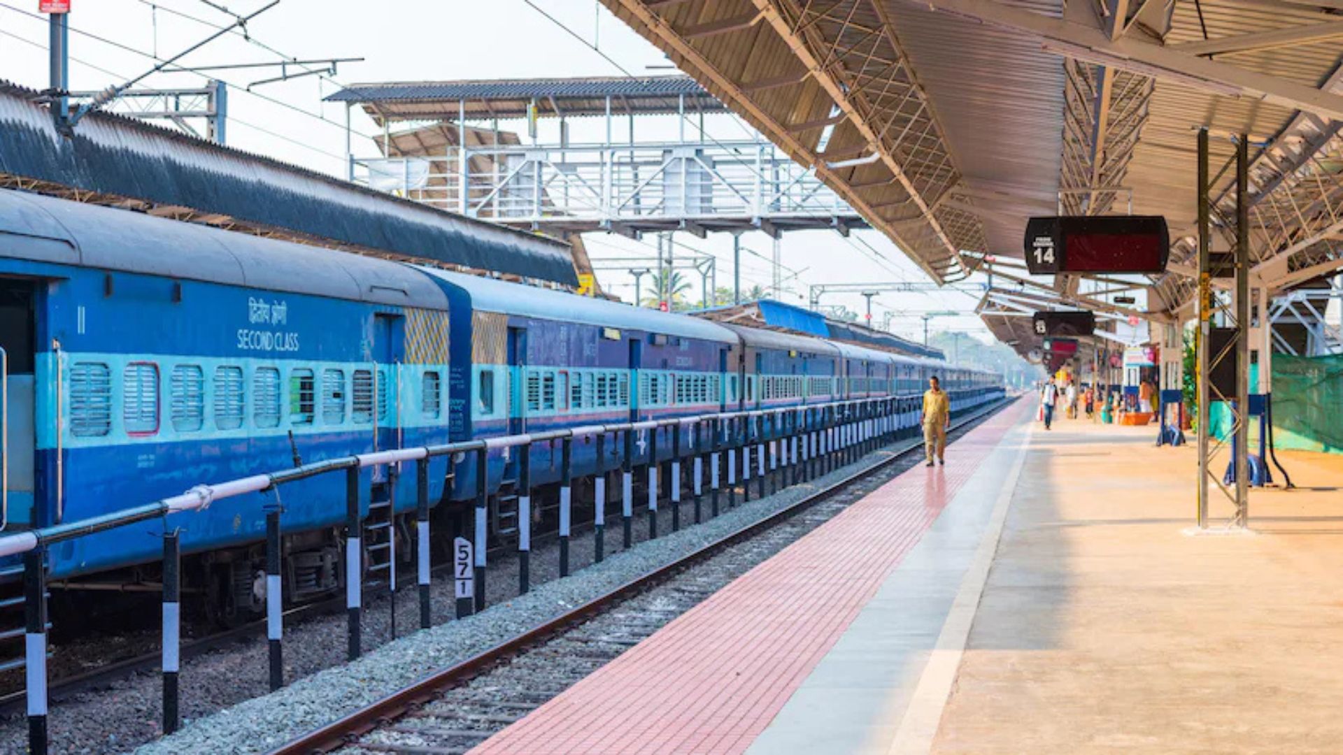 railways to run three thousand special trains for returning from chhath puja and diwali324