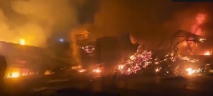 ahmedabad rajkot highway accident chemical tanker and truck fire two people died and 3 injured in gujarat1