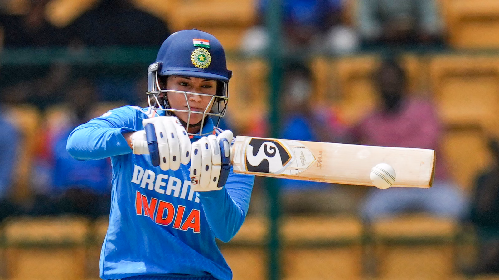 indw vs ausw smriti mandhana first player to score 4 centuries in a calendar year ewrwe