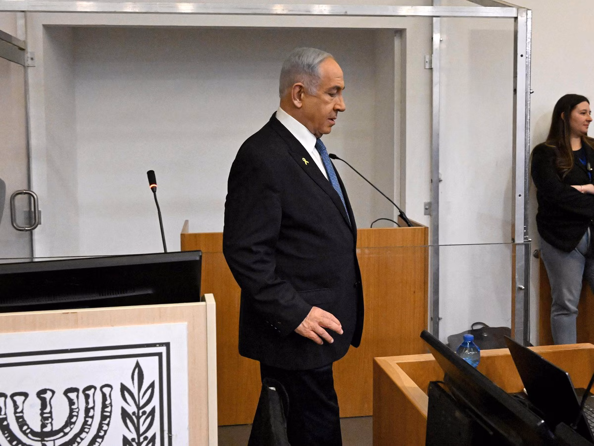 israeli pm benjamin netanyahu undergoes prostate surgery working pm gets chargefwer