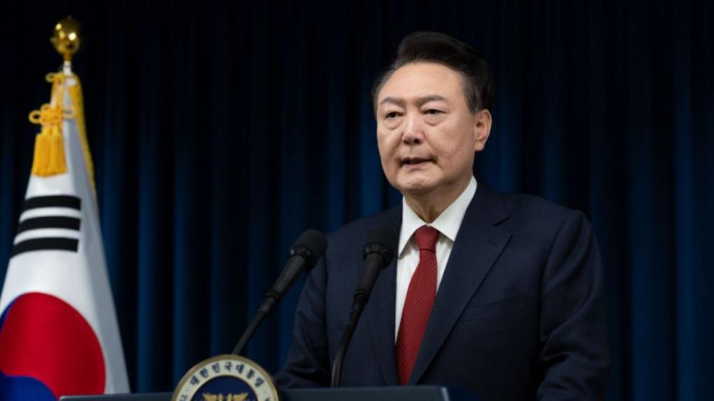south korean president yoon suk yeols office raided over failed martial lawwerwe