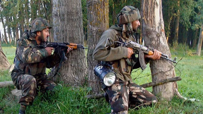 telangana 7 maoists killed in encounter with police in mulugu district ewr