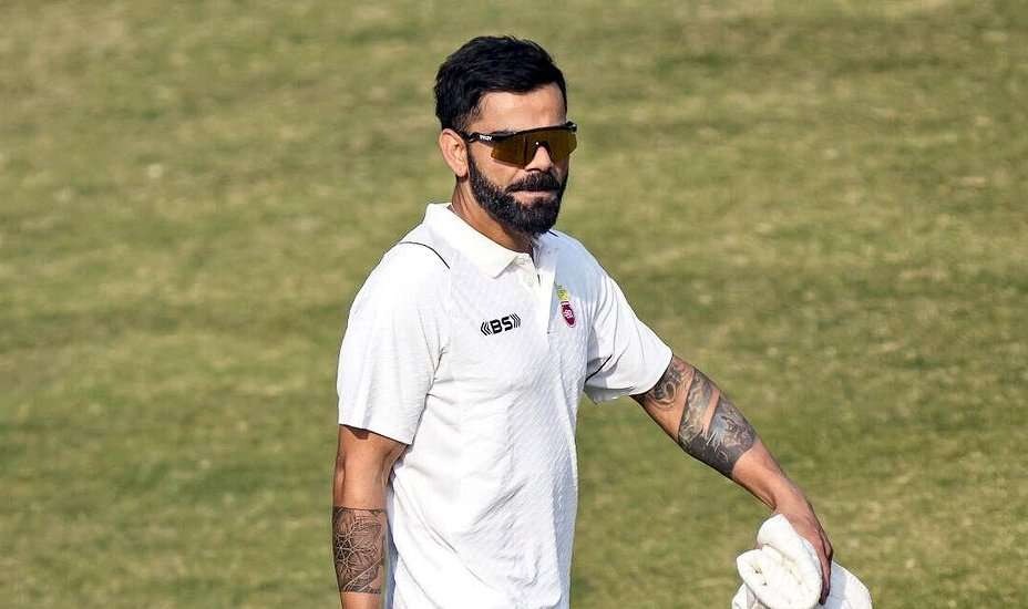 delhi won the toss against railways in ranji trophy 2025 25 and chose to bowl first virat kohli playing for delhi2