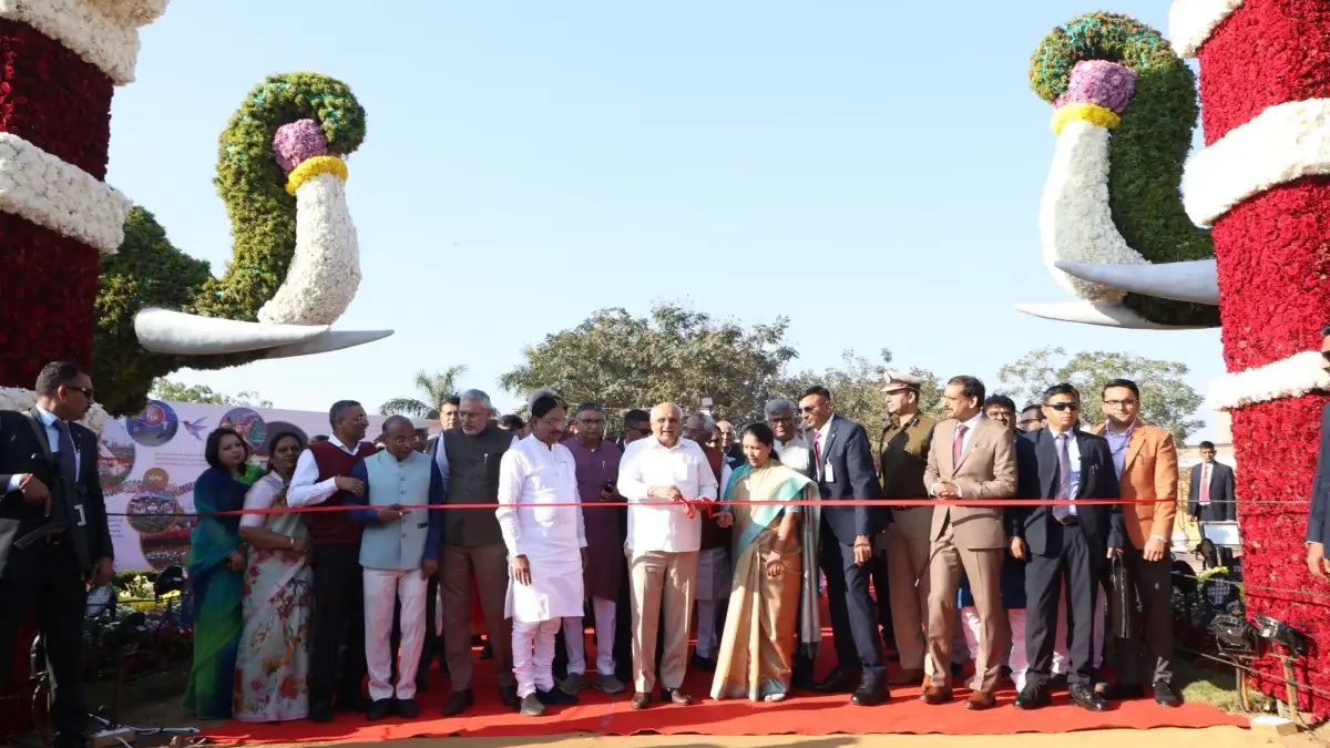 gujarat cm bhupendra patel inaugurates ahmedabad international flower show 2025 at sabarmati riverfront1