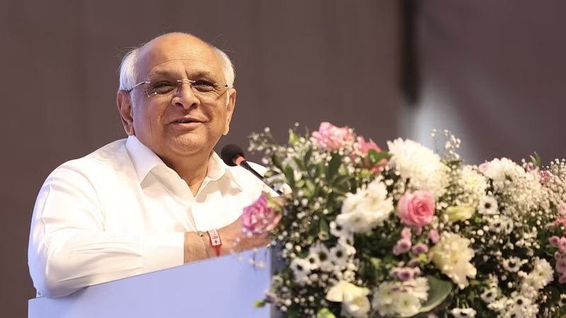 gujarat cm bhupendra patel inaugurates ahmedabad international flower show 2025 at sabarmati riverfront2