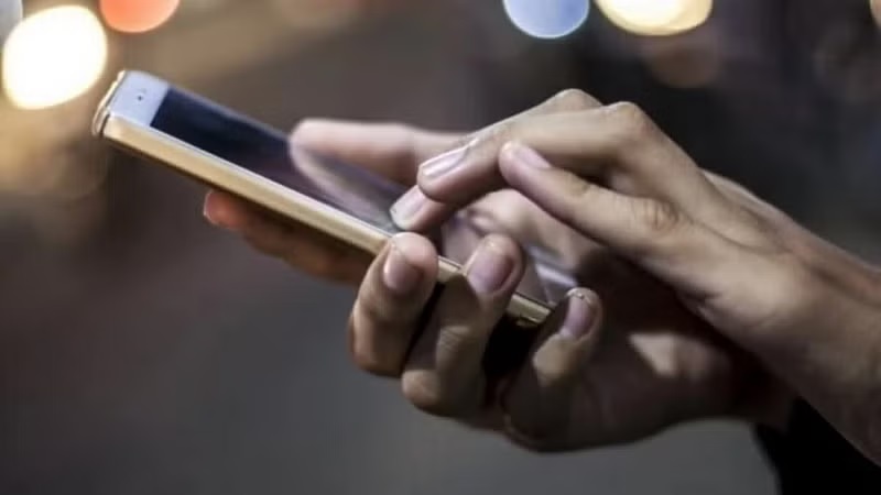 gujarat new guidelines reduce mobile phone use children3