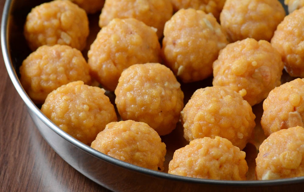 indian make bundi laddus on the occasion of republic day 2025 everyone will praise you after eating them1