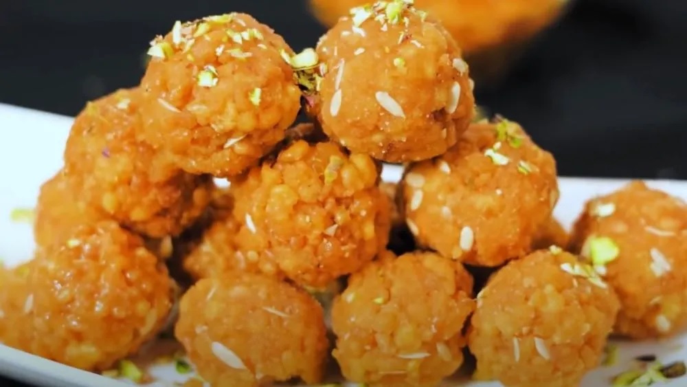 indian make bundi laddus on the occasion of republic day 2025 everyone will praise you after eating them2