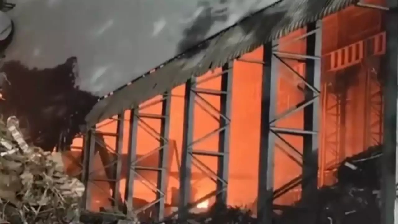 massive explosion in tirupati steel plant one person died and 5 others injured police registered a case2