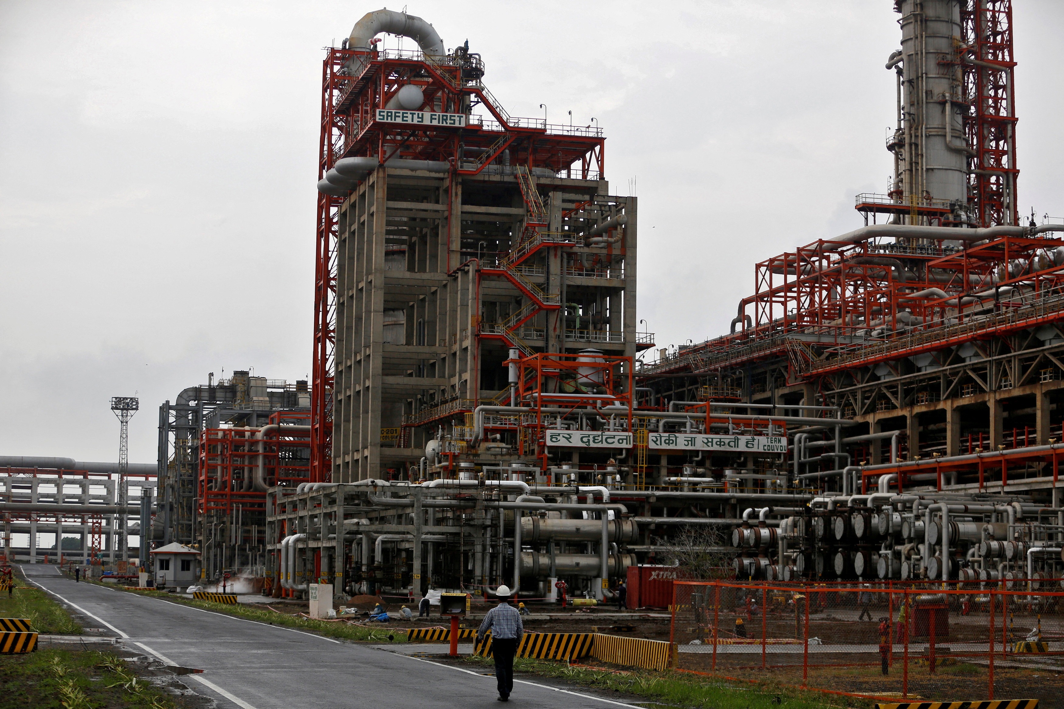 oil purchases from russia will decrease from america will increase1