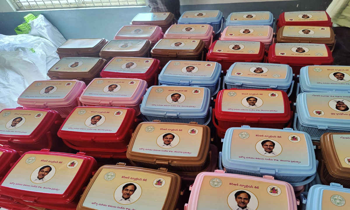 om birla nutritious diet nutrition kit given to 1500 women first priority for pregnant women3