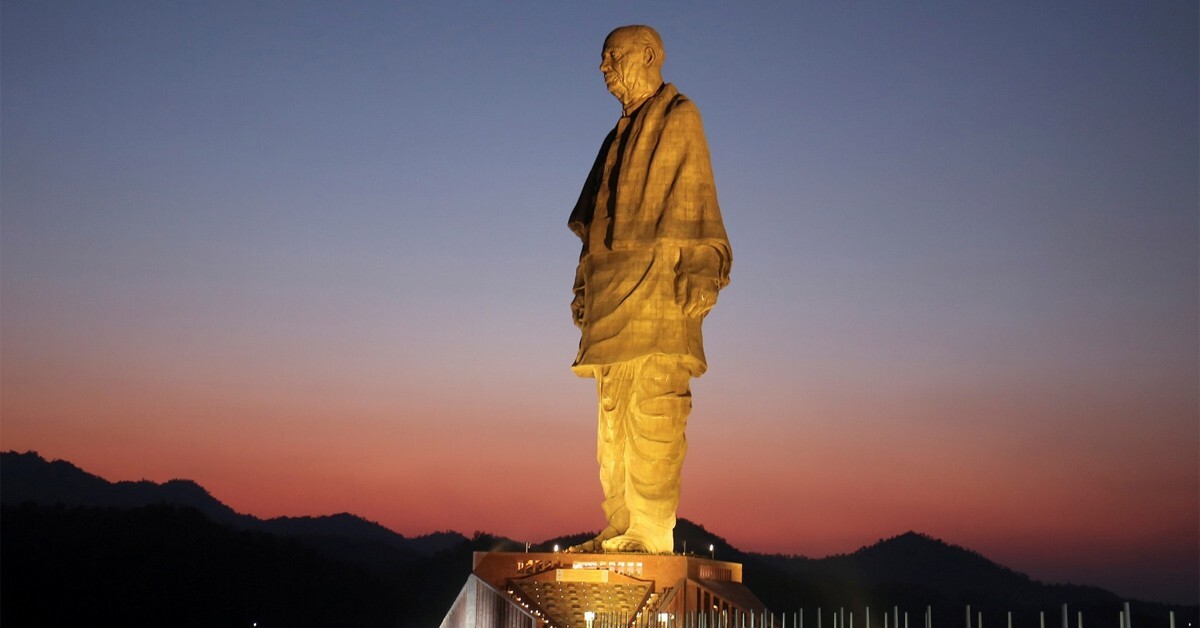 statue of unity created new record in terms of tourists lakhs of tourists arrived to celebrate new yearefwr