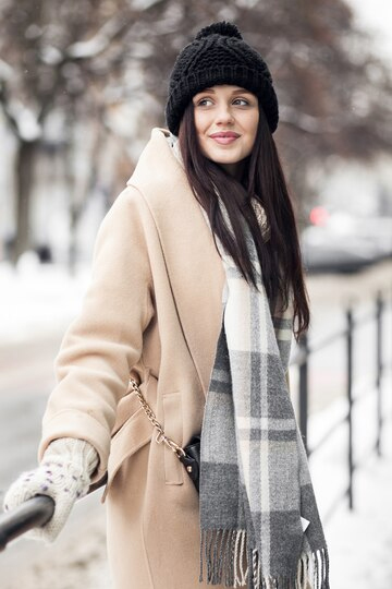 try these comfortable outfit designs for women in winter season articleewr