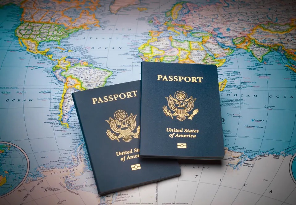 world most powerful passport ranking list in 2025 india slips 5 rank pakistan and bangladesh update2