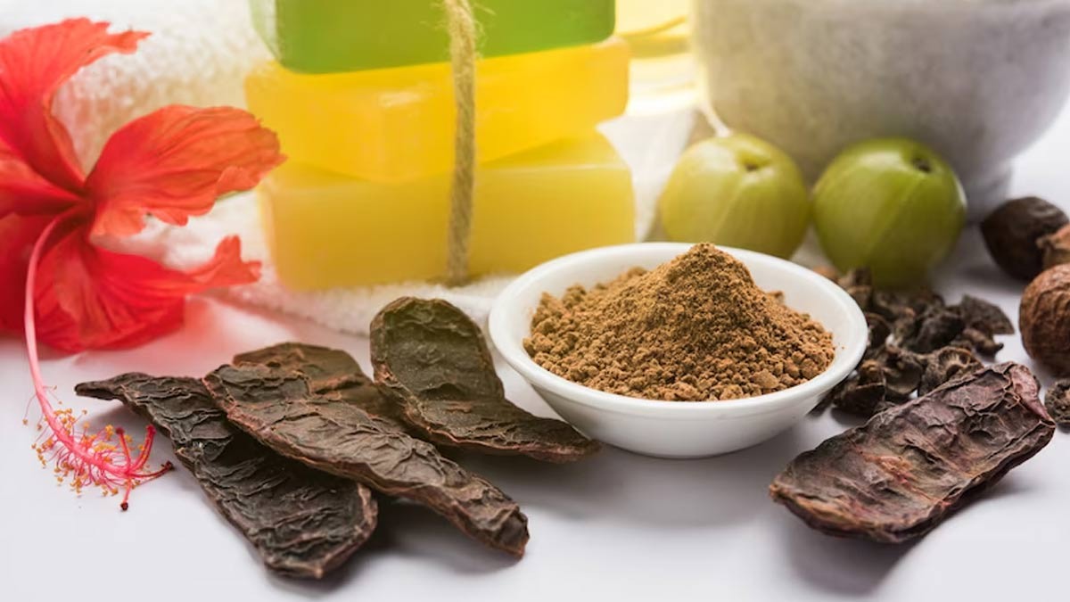 know how to make chemical free shampoo from reetha and shikakai at home in easy way1