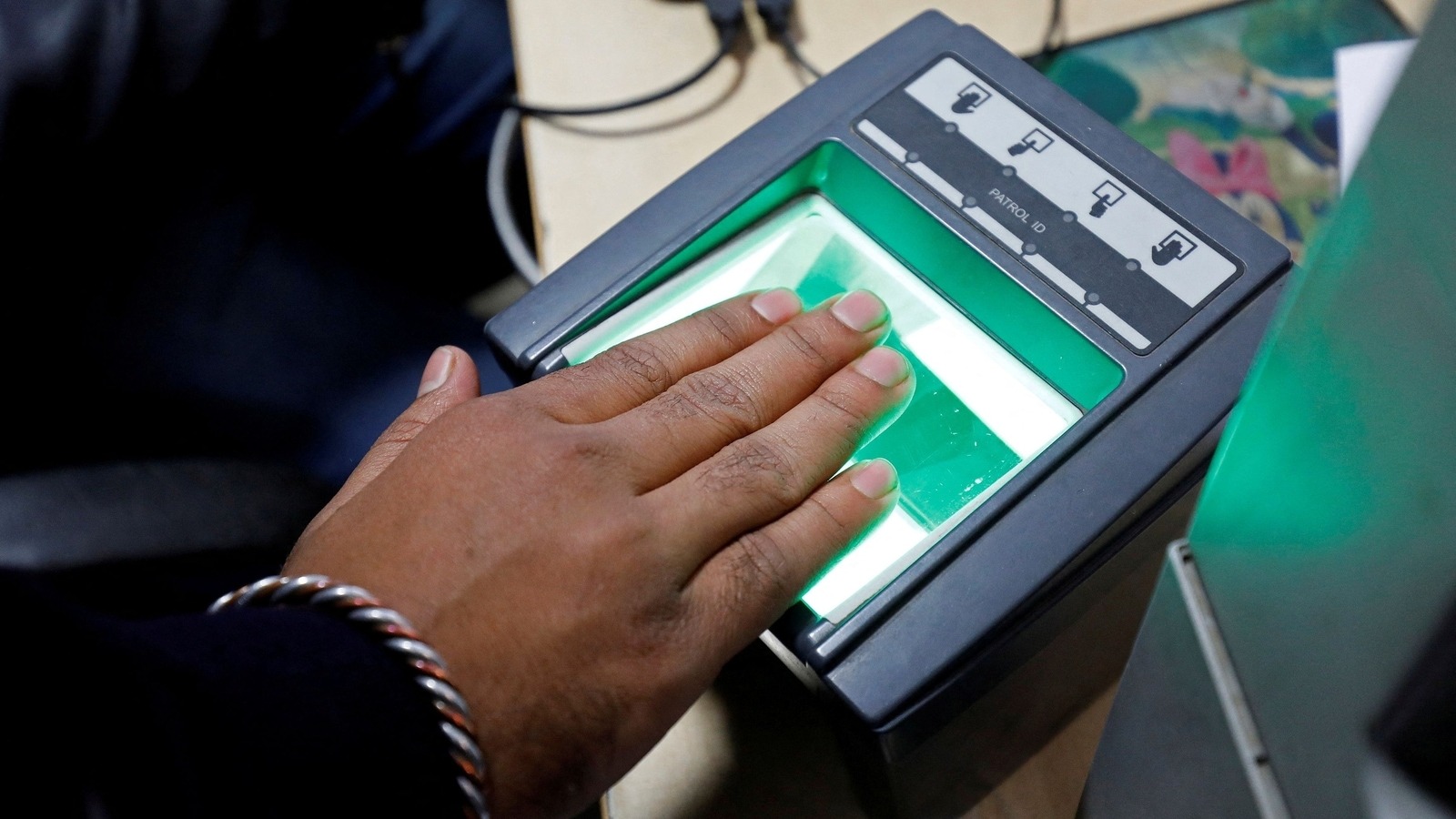 new sim card rule aadhaar based biometric verification is now mandatory