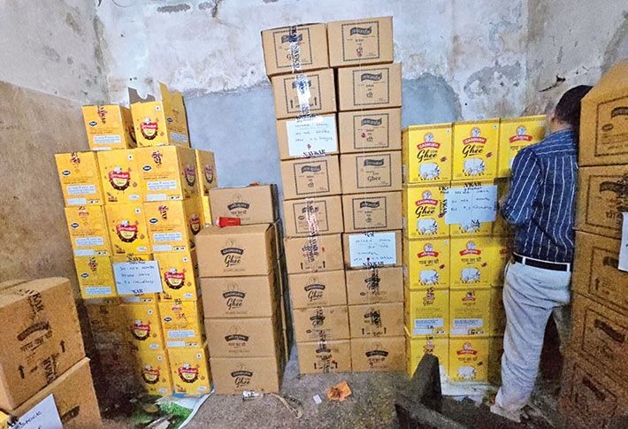 3100 kg of material seized on suspicion of adulteration in making ghee1