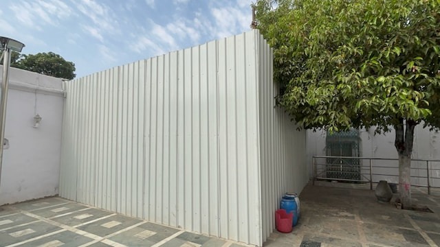 aurangzeb tomb asi covers tin sheets amid controversy in sambhajinagar1