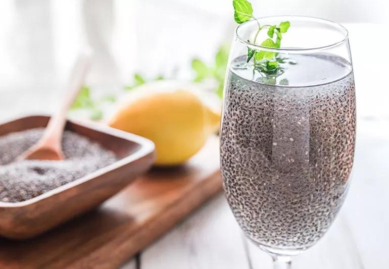 benefits of drinking coconut water with chia seeds1