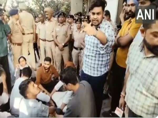 chandigarh stabbing incident punjab university aditya thakur death from himachal students protest police force deployed1