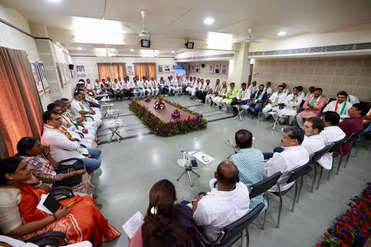 efforts to strengthen congress from gujarat
