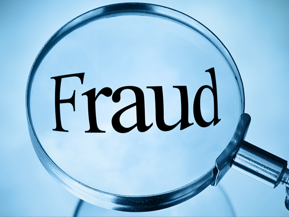 gorakhpur city bank fraud in jangal kauriya branch investigation report reveals 71 lakh embezzlement