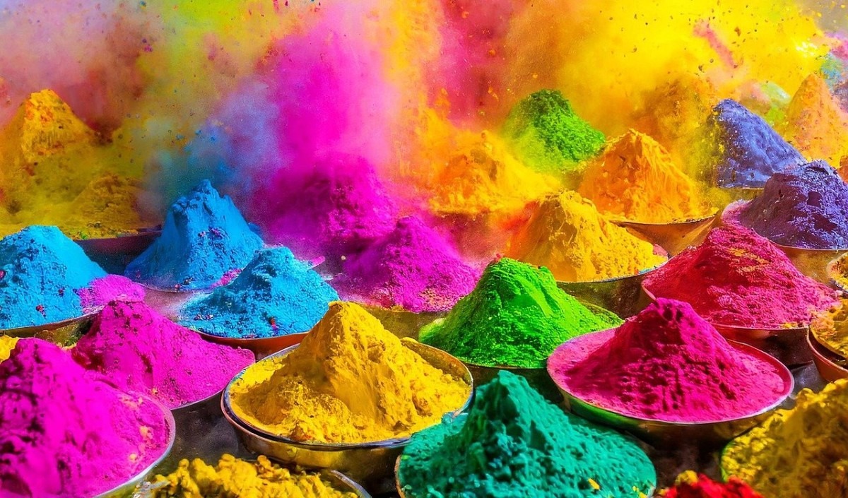 holi 2025 gulal ke upay in hindi do remedies with gulal on the day of holi1