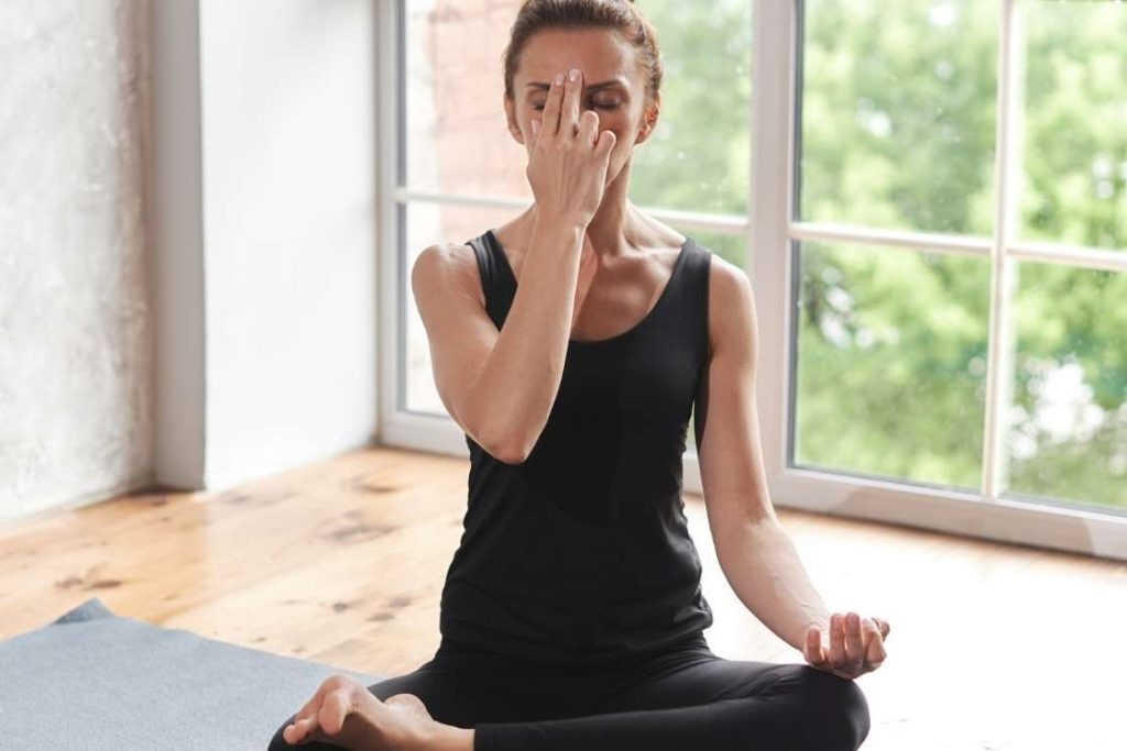 how to do nadi shodhana pranayama know its amazing benefits here