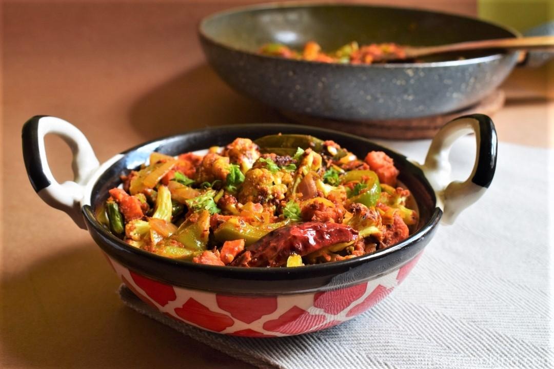 make mixed veg in this way it is a perfect option for dinner everyone will keep licking their fingers1