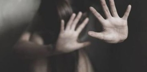 mumbai 17 year old minor molested case registered against unknown accused search continues