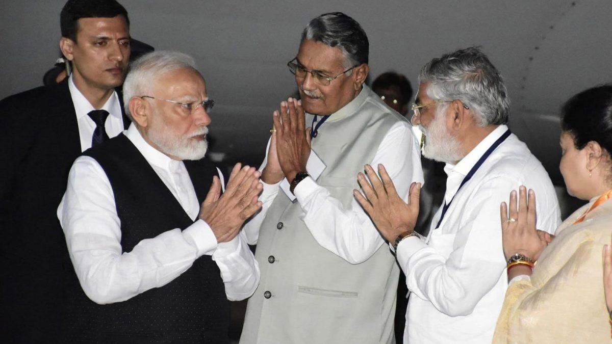 pm narendra modi reached jamnagar on a three day visit will do jungle safari1