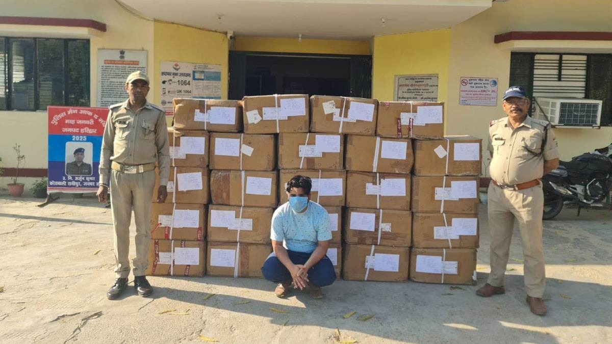police recovered tramadol tablets worth rs 30 lakh during raid transporter warehouse in haridwar1
