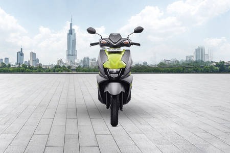suzuki avenis burgman launched new colors better mileage and price1
