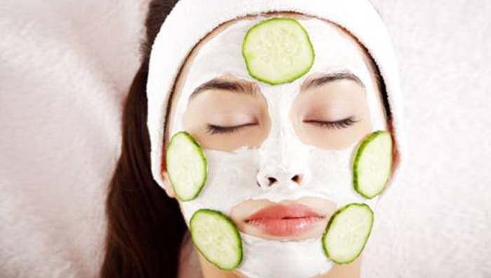 try these homemade face packs for healthy glow on face in summer season