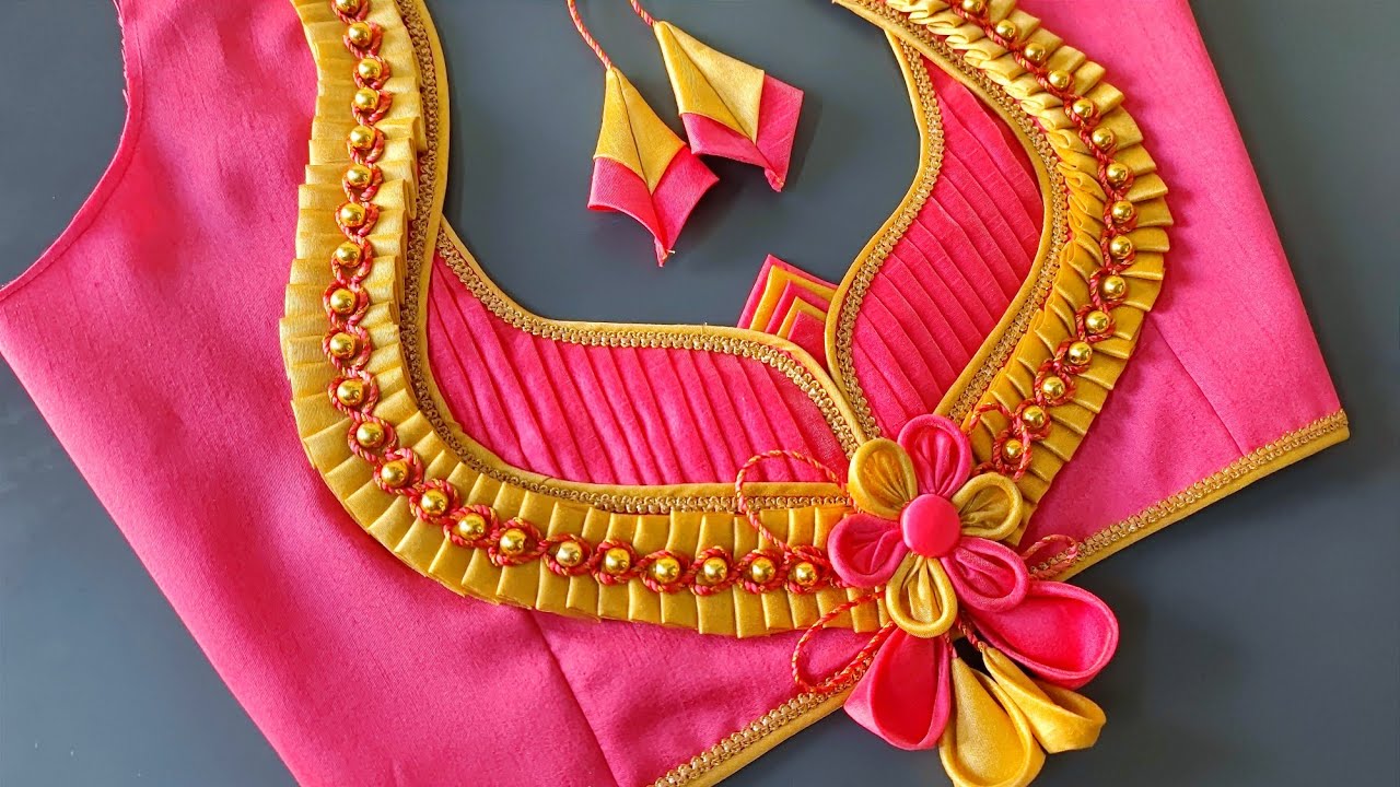 8 unique fancy blouse design ideas to stitch for saree2