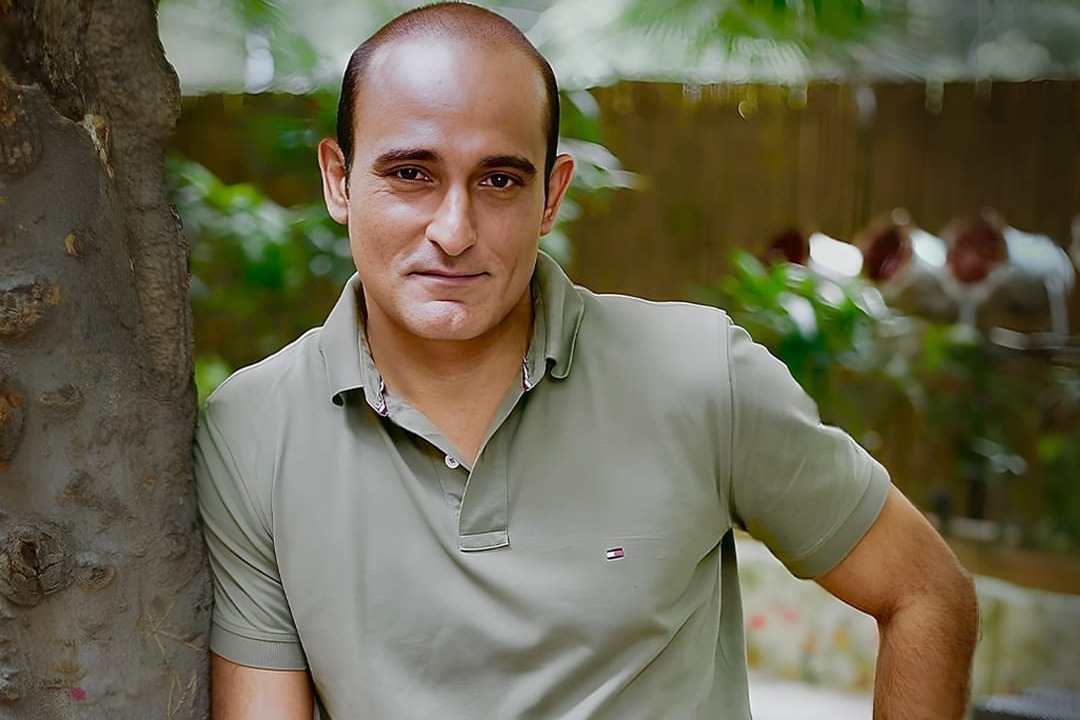 akshaye khanna makes telugu debut with mahakali a female superhero film details inside2