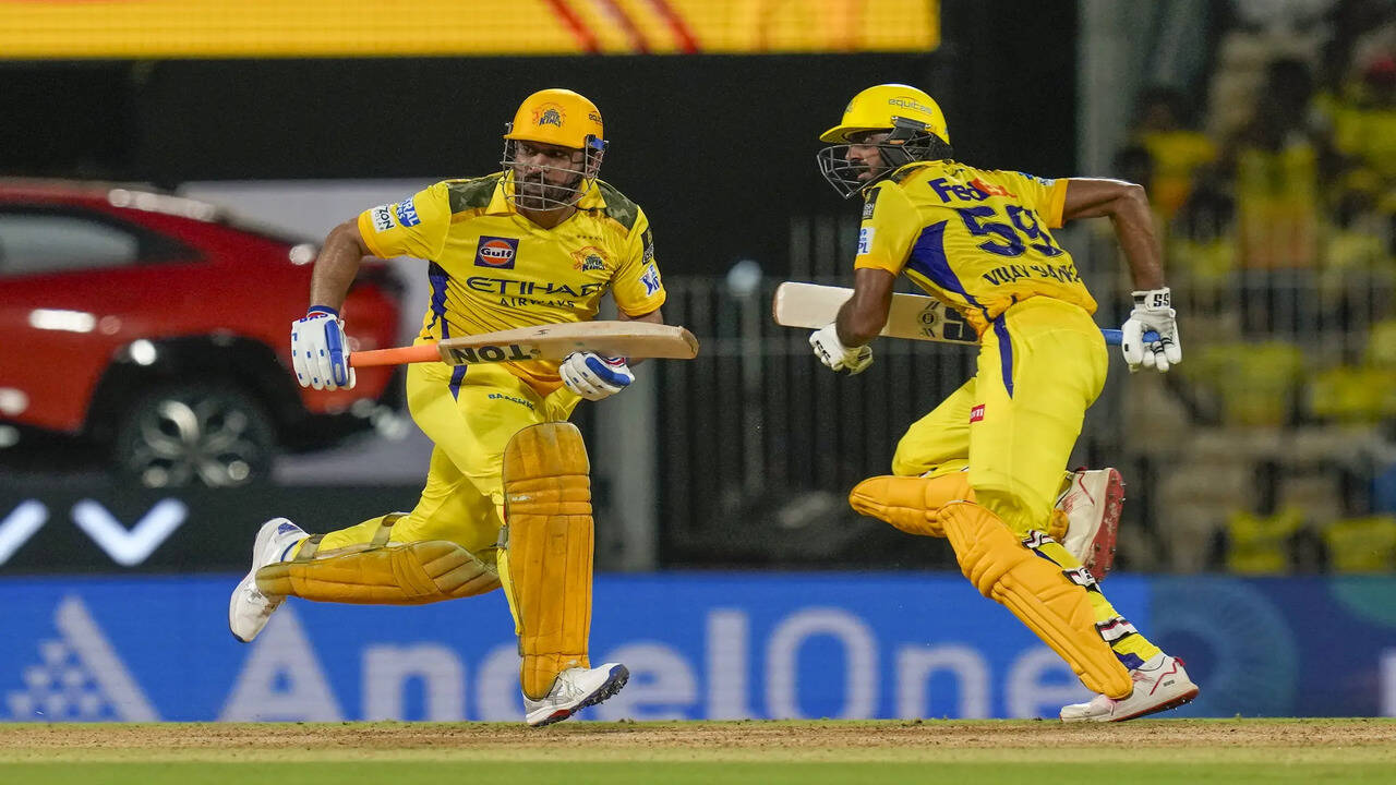 csk homeground chepauk becomes weak link in ipl 2025 chennai super kings worst season ms dhoni lost 400th t20 match2