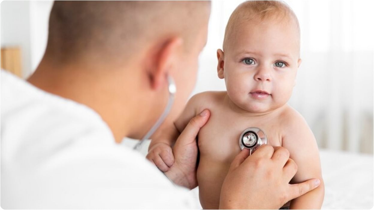 feeding tips for children under 2 expert advice know baccho ko kya khilaye kya nahi2