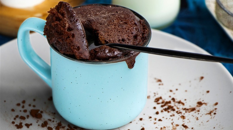 follow this easy recipe to make cake in a coffee mug it will be ready in minutes